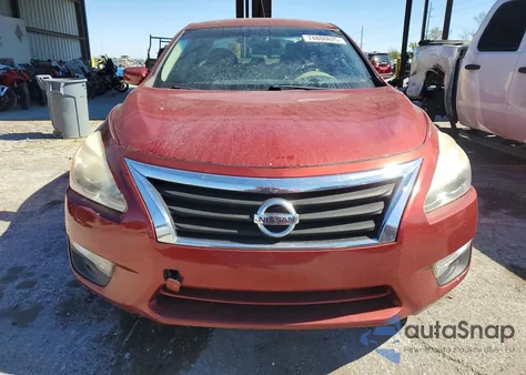 2015 Nissan Altima 2.5 z USA, uszkodzony, nr VIN 1N4AL3AP7FN303643